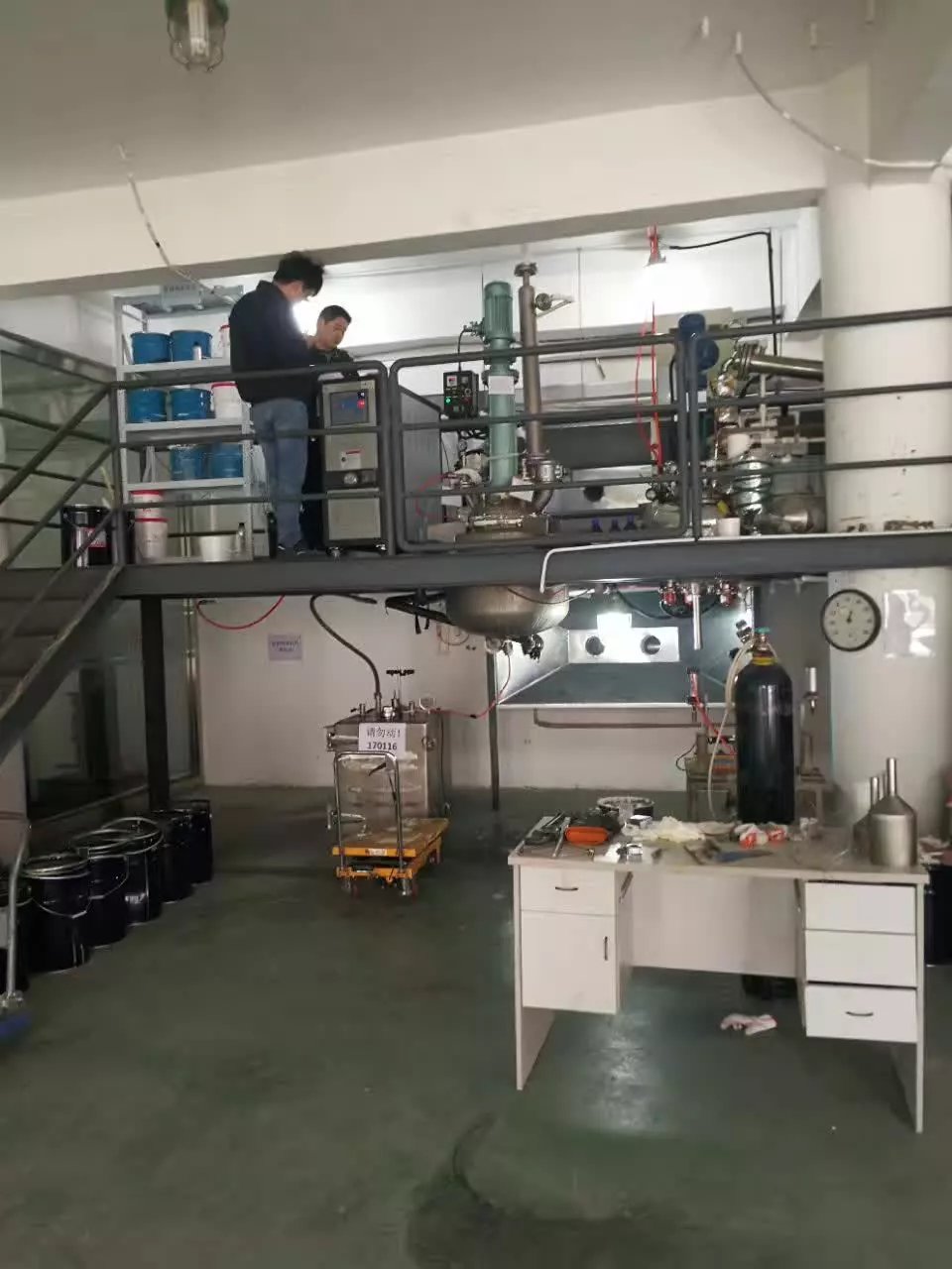 反應(yīng)釜控溫機(jī)組，反應(yīng)釜冷熱一體機(jī)，反應(yīng)釜溫度控制機(jī)