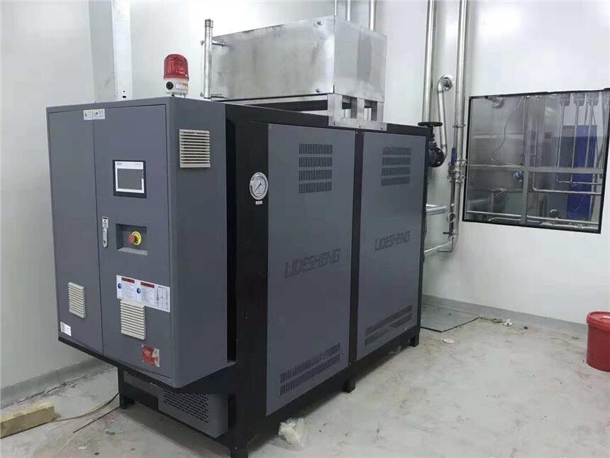 湖北高溫油溫加熱機， 高溫油溫模溫機，300度高溫油溫機